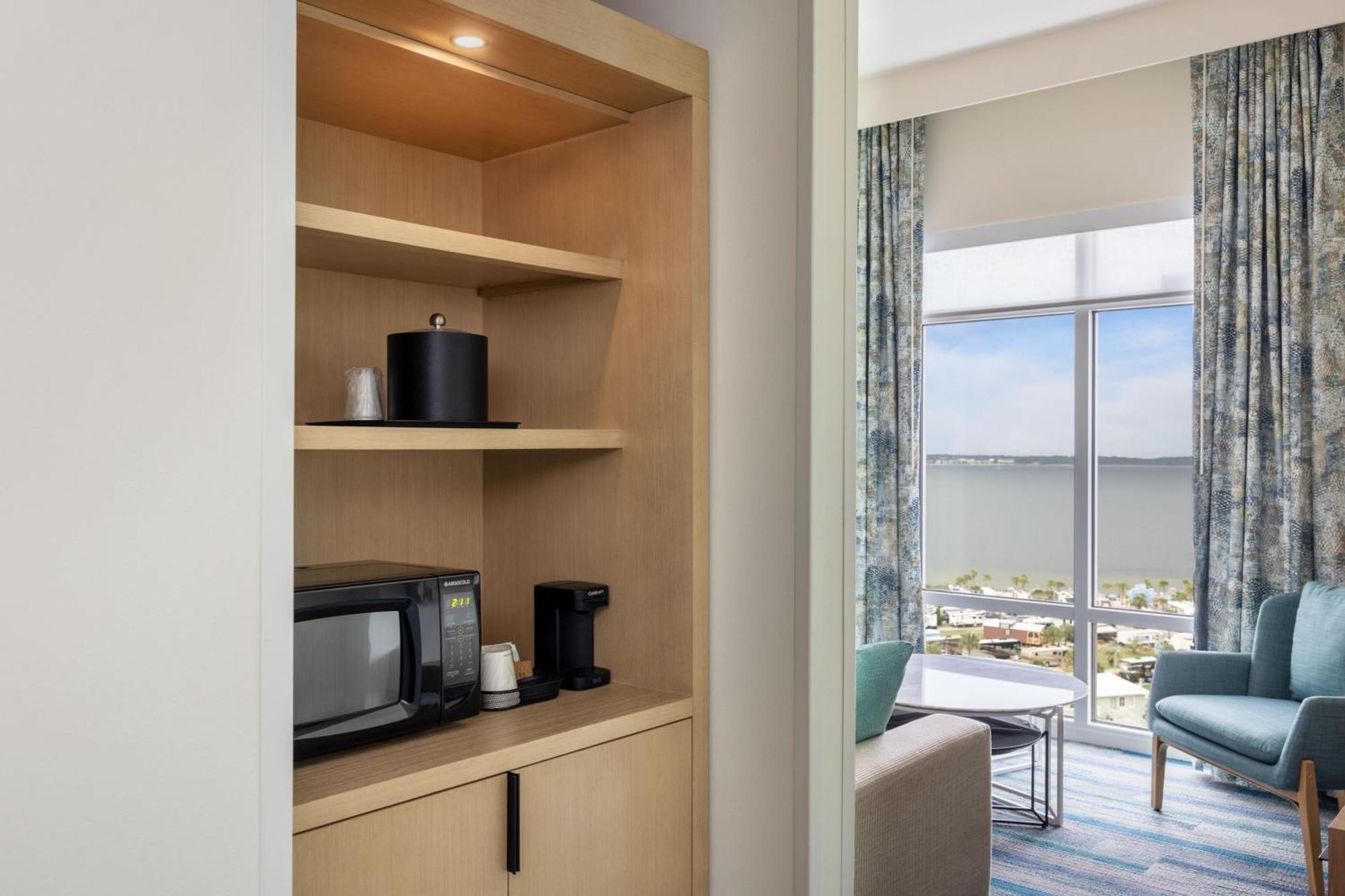 Fairfield By Marriott Inn & Suites Pensacola Beach Exterior photo